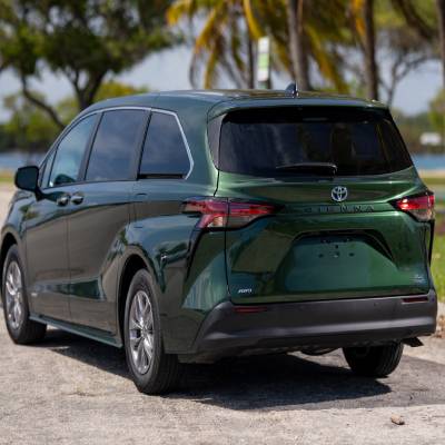 Toyota Sienna 