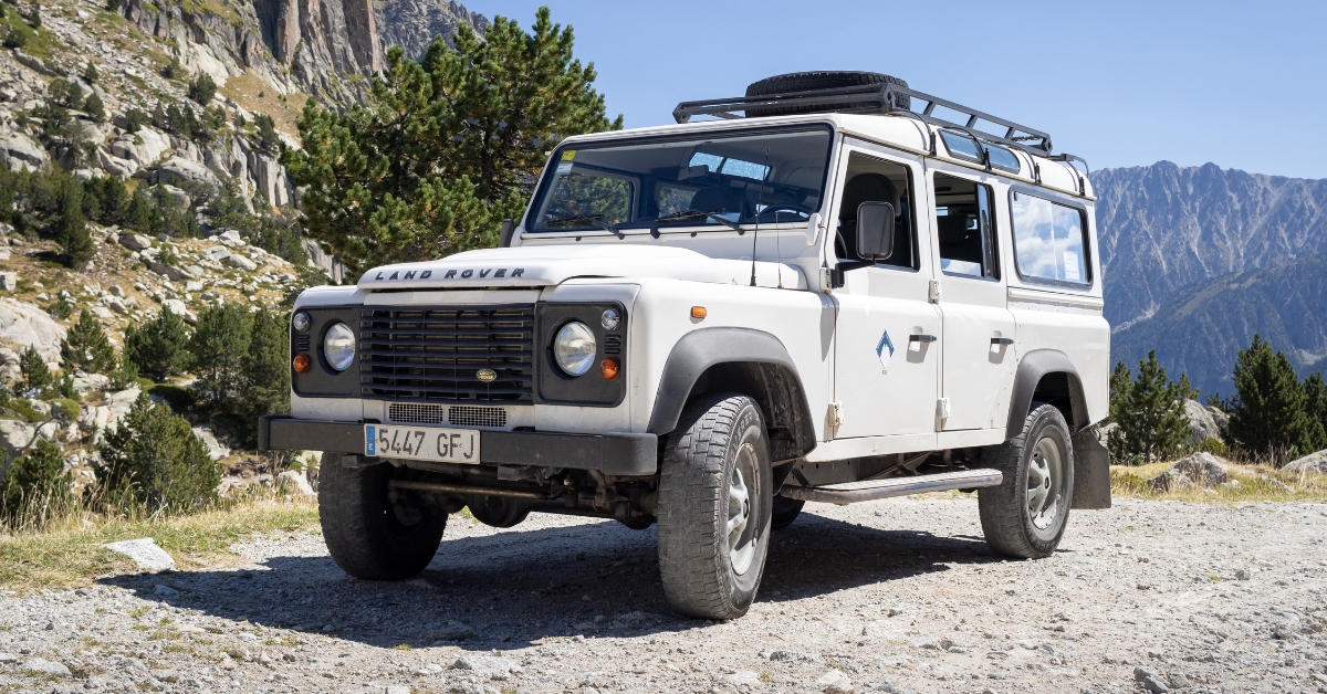 Land Rover Defender 110